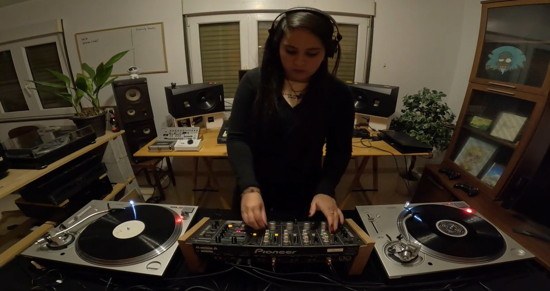 Vinyl Set | Family House